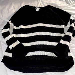 Black & White V-neck sweater